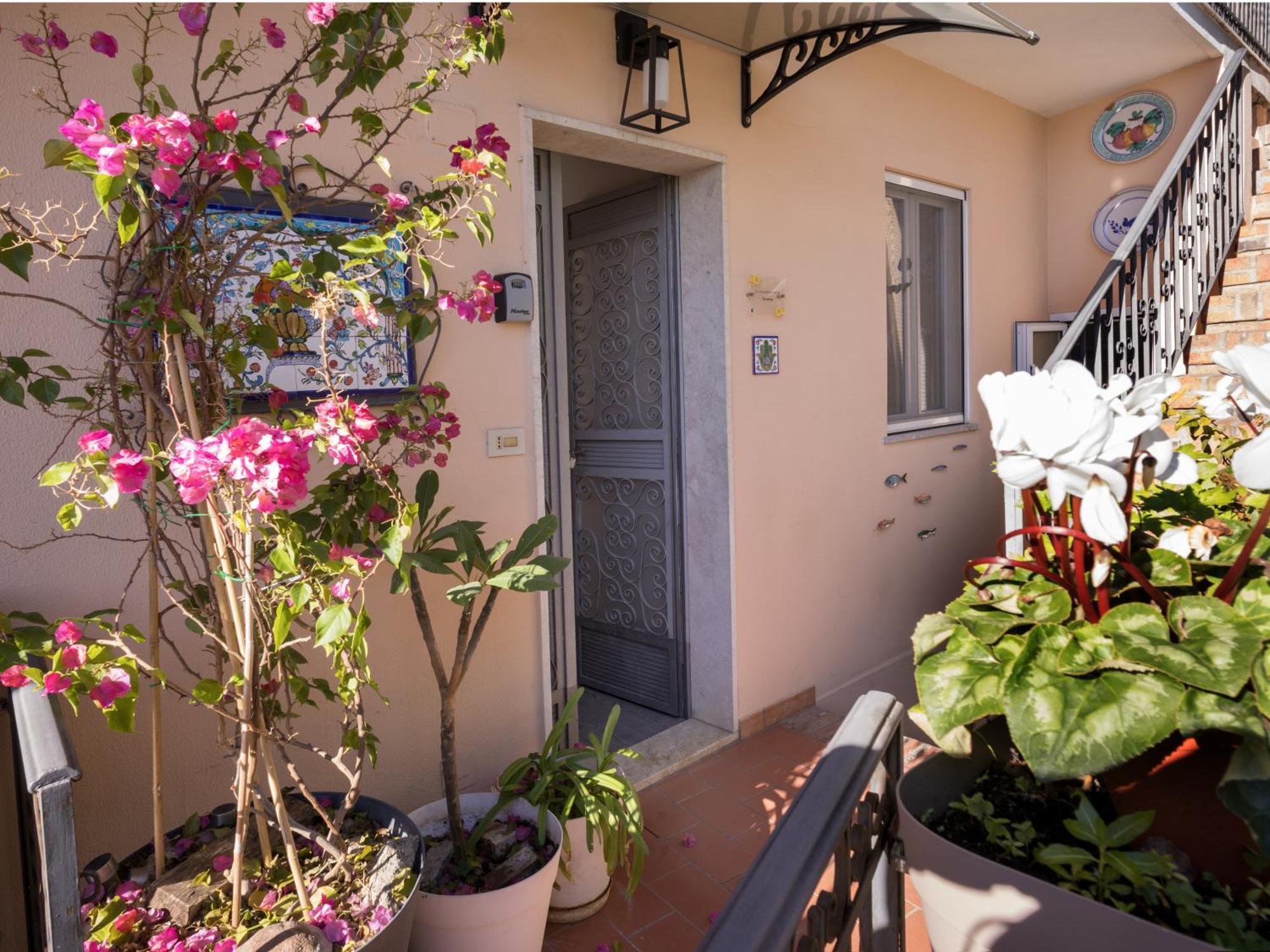 Casa Del Presidente Apartamento Taormina Exterior foto